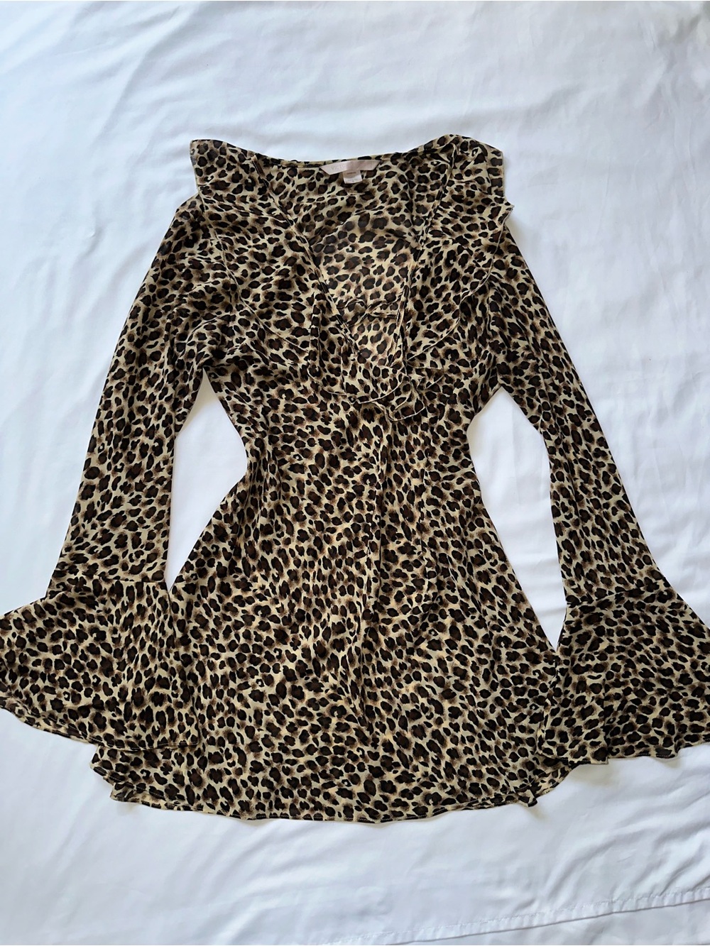 Victoria’s Secret Leopard Print Ruffle V-Neck Long Sleeve Dress